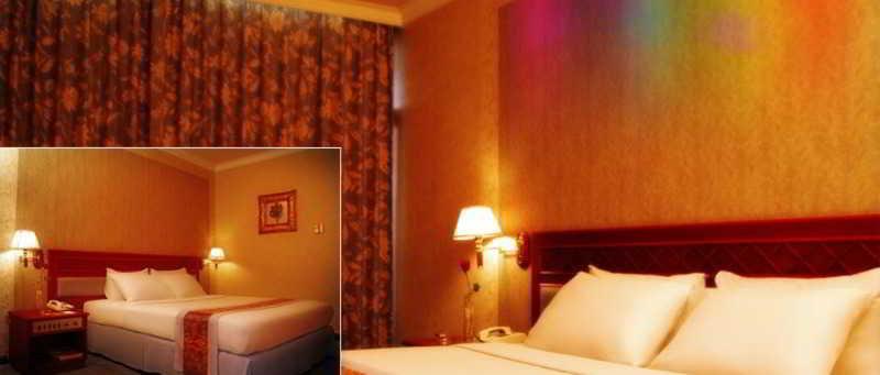 Weta International Hotel Surabaya Ngoại thất bức ảnh