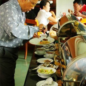 Weta International Hotel Surabaya Ngoại thất bức ảnh
